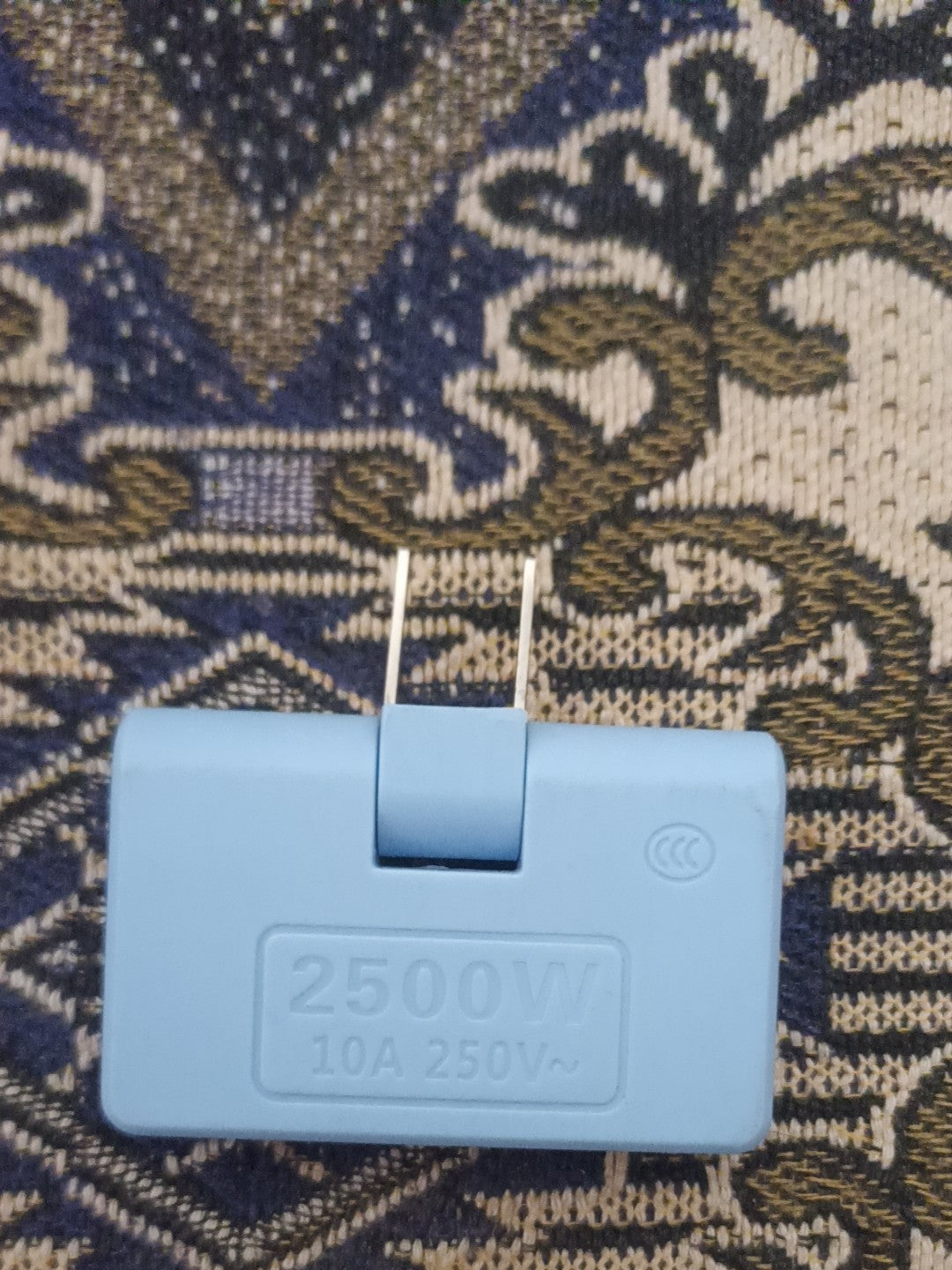 1 Piece Of Rotatable Socket Converter One In Three